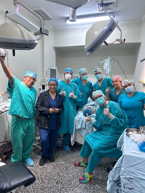 Das Behandlungsteam im Operationssaal in Peru